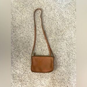 MADEWELL the simple crossbody bag in English Saddle